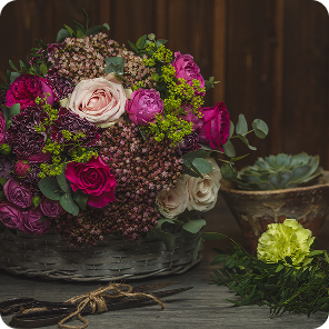 lush_mix_of_pink_purple_cream_blooms